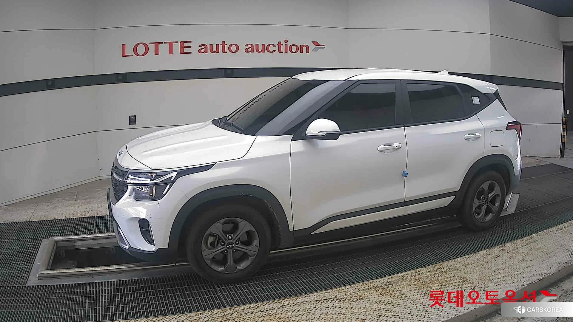 Kia Seltos 2023 Snow White Pearl (optional) из Кореи, фото 3
