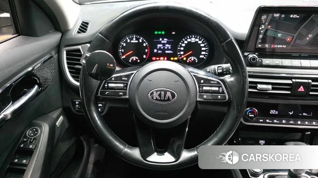 Kia Seltos 2019 Белый из Кореи, фото 3