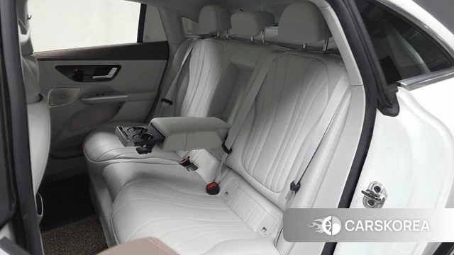 Mercedes-Benz EQE V295 2023 Черный из Кореи, фото 3