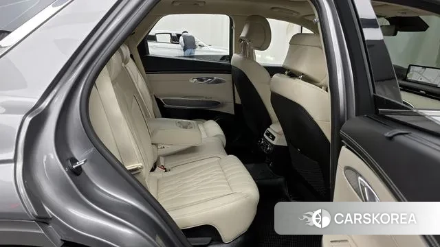 Genesis GV70 2021 Серебряный из Кореи, фото 3