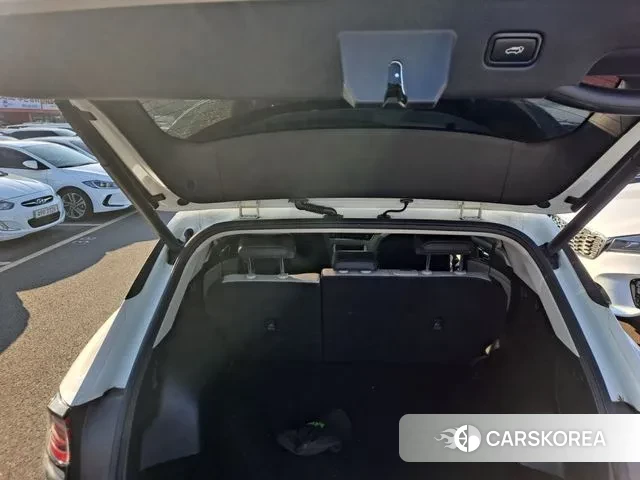 Kia Sportage 5th Generation Hybrid 2021 Белый из Кореи, фото 3