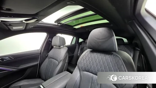 BMW X6 (G06) 2022 Белый из Кореи, фото 3