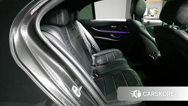 Mercedes-Benz E-Class W213 2020 Серый из Кореи, фото 3