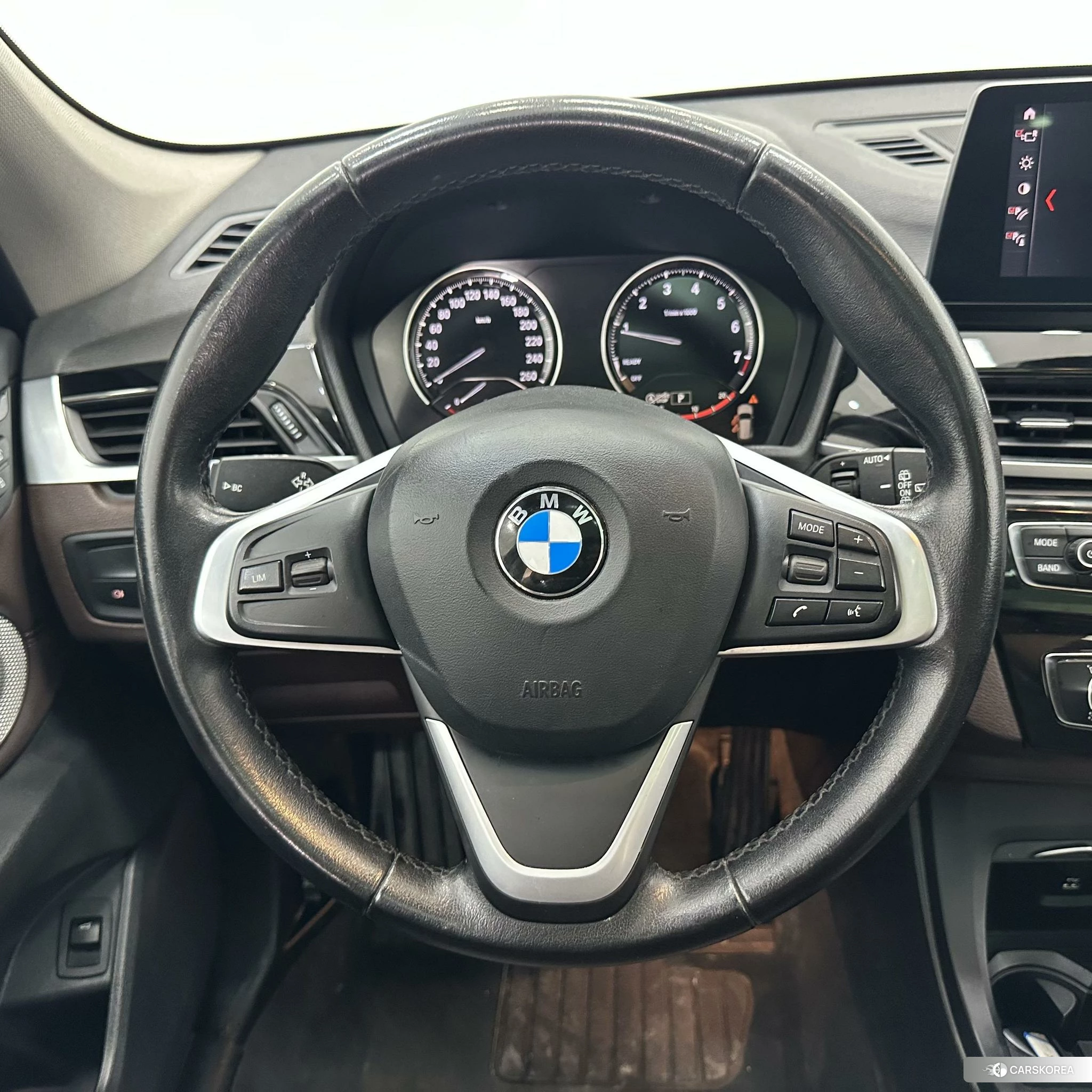 BMW X1 2021 Белый из Китая, фото 3