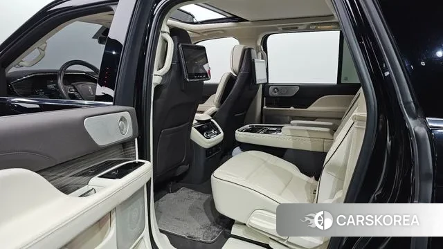 Lincoln Navigator 4th generation 2020 Черный из Кореи, фото 3