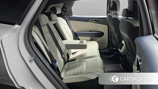 Kia The New Sportage 5th Generation 2026 Серебристо-серый из Кореи, фото 3