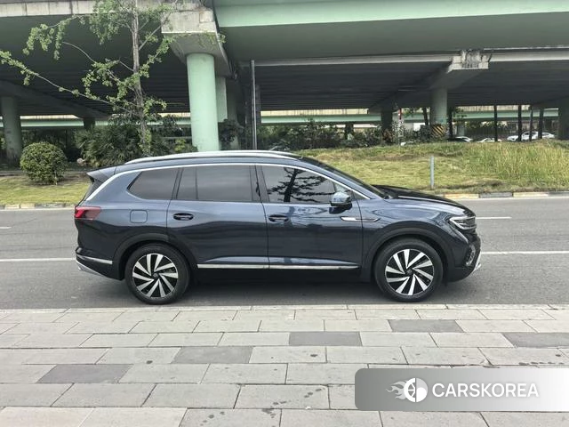 Volkswagen Lanjing 2022 Темно-серый из Китая, фото 3
