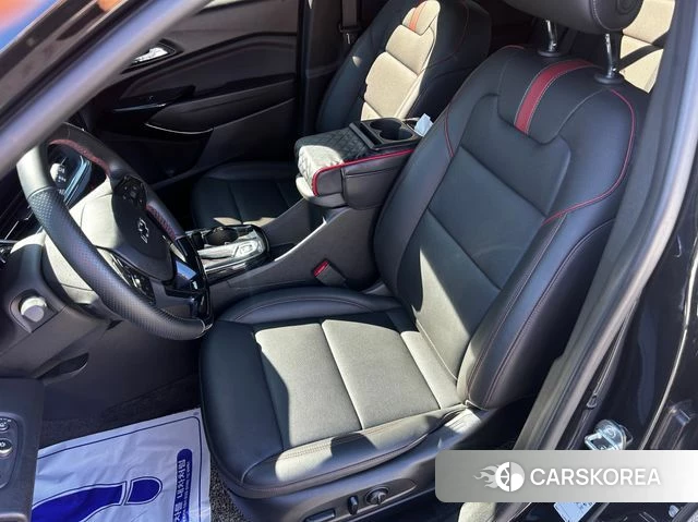 Chevrolet (GM Daewoo) Trax Crossover 2023 Черный из Кореи, фото 3