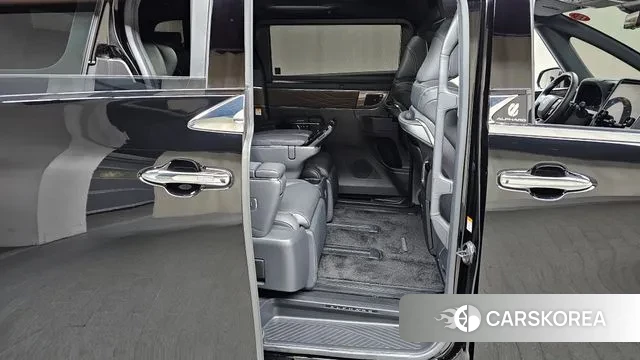 Toyota Alphard 4th Generation 2024 Черный из Кореи, фото 3