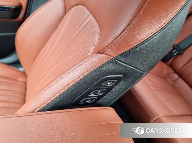 Kia The New K5 3rd generation 2024 Белый из Кореи, фото 3