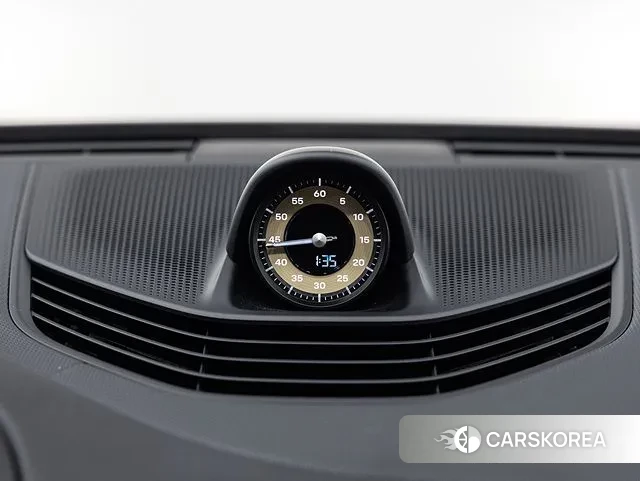 Porsche Taycan 2024 Розовый из Кореи, фото 3