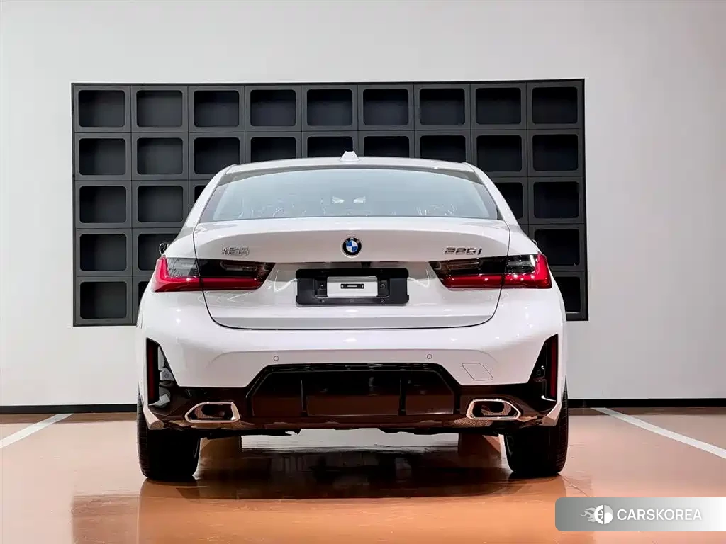 BMW 3 series 2026 Белый из Китая, фото 3