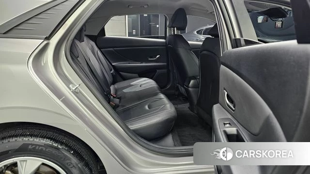 Hyundai Avante (CN7) 2020 Серебристо-серый из Кореи, фото 3