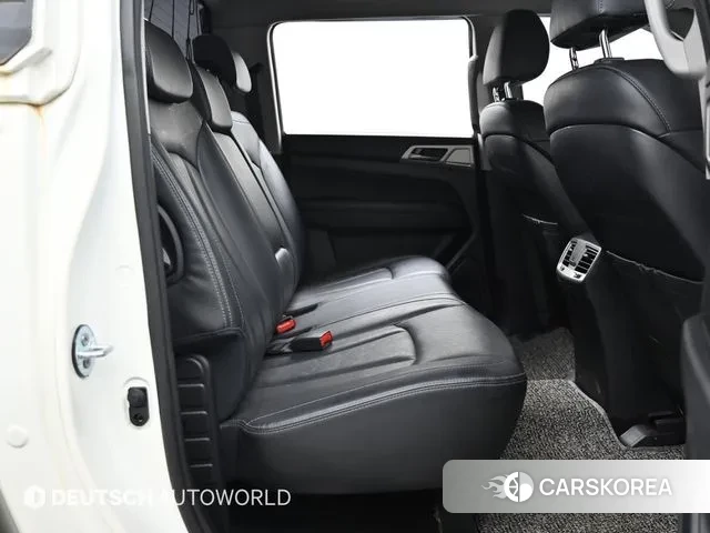 Ssangyong Rexton Sports 2018 Белый из Кореи, фото 3