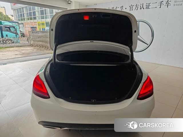 Mercedes-Benz Class C 2019 Белый из Китая, фото 3