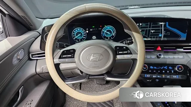 Hyundai The New Avante Hybrid (CN7) 2023 Белый из Кореи, фото 3