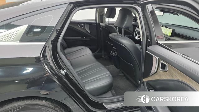 Kia K8 2024 Черный из Кореи, фото 3