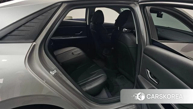 Hyundai Avante (CN7) 2020 Серебристо-серый из Кореи, фото 3