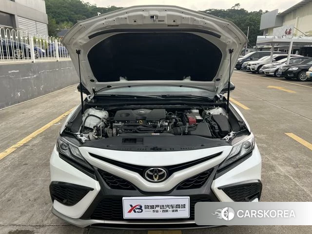 Toyota Camry 2022 Белый из Китая, фото 3