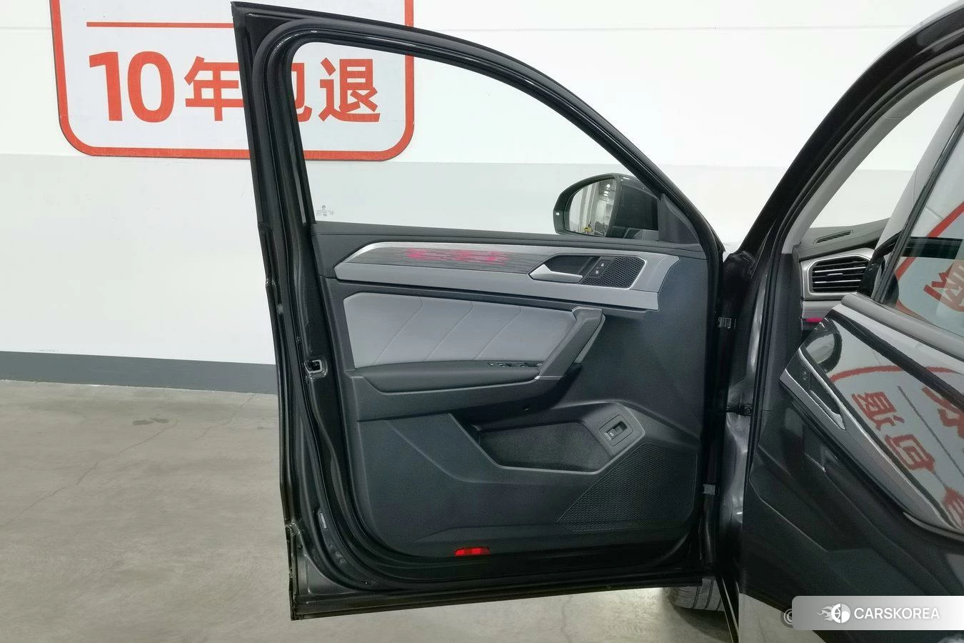 Volkswagen Tayron 2023 Темно-серый из Китая, фото 3