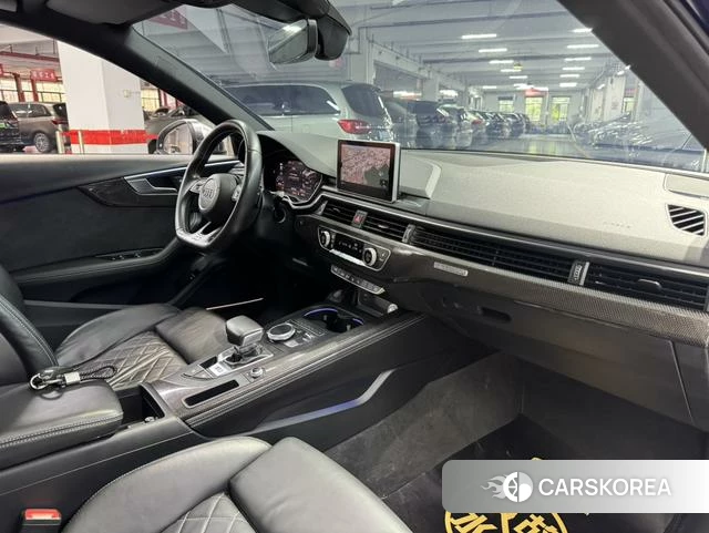 Audi S4 2018 Синий из Китая, фото 3