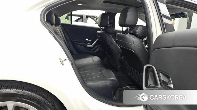 Mercedes-Benz A-Class W177 2020 Белый из Кореи, фото 3