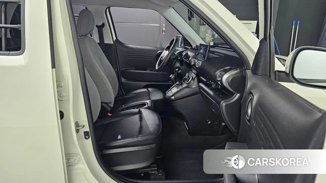 Hyundai Casper 2022 Жемчужный цвет из Кореи, фото 3