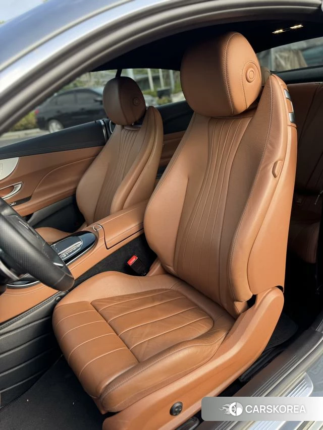 Mercedes-Benz E-class (imported) 2021 Темно-серый из Китая, фото 3