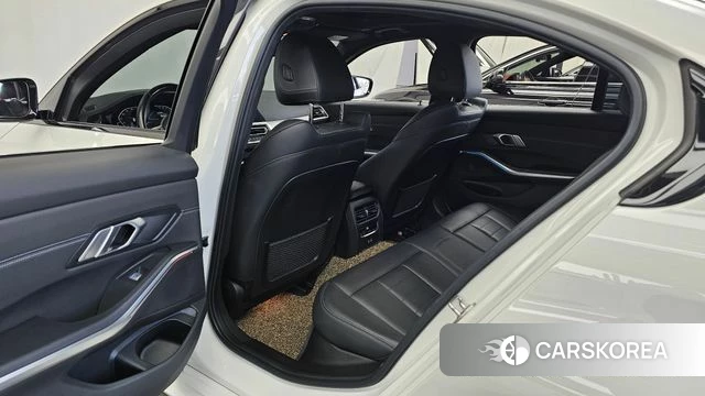 BMW 3 Series (G20) 2021 Белый из Кореи, фото 3