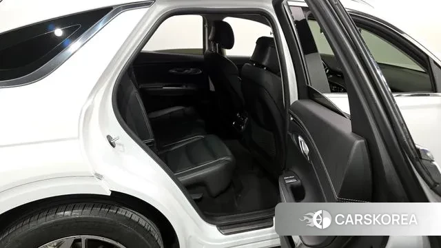 Genesis GV70 2021 Белый из Кореи, фото 3