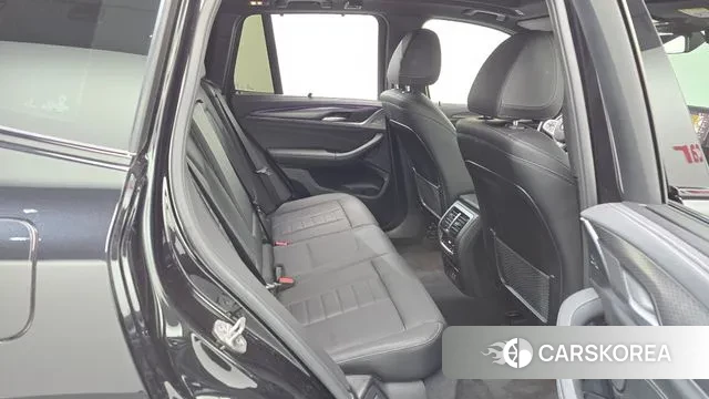 BMW X3 (G01) 2023 Черный из Кореи, фото 3