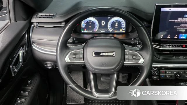 Jeep Compass 2nd Generation 2022 Черный из Кореи, фото 3