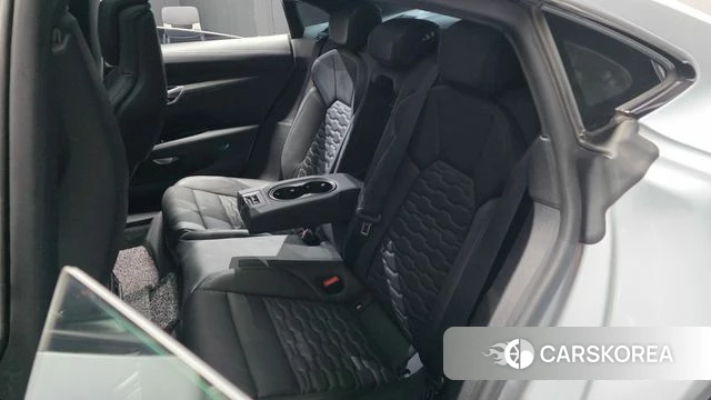 Audi e-Tron GT 2021 Белый из Кореи, фото 3
