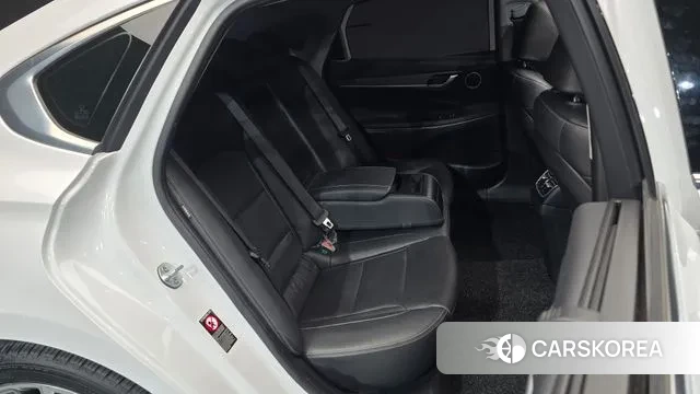 Hyundai Grandeur IG 2018 Белый из Кореи, фото 3