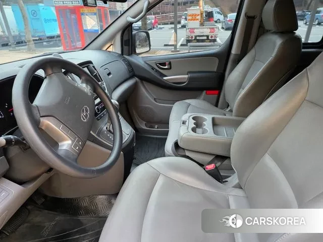 Hyundai The New Grand Starex 2020 Желтый из Кореи, фото 3