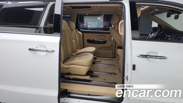 Kia The New Carnival id 2446744 из Кореи 3