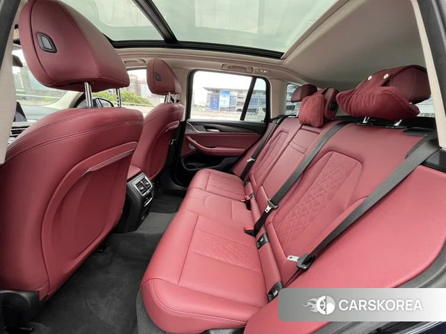 BMW X3 2021 Черный из Китая, фото 3