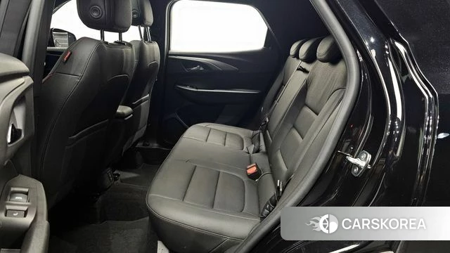 Chevrolet (GM Daewoo) Trailblazer 2023 Черный из Кореи, фото 3