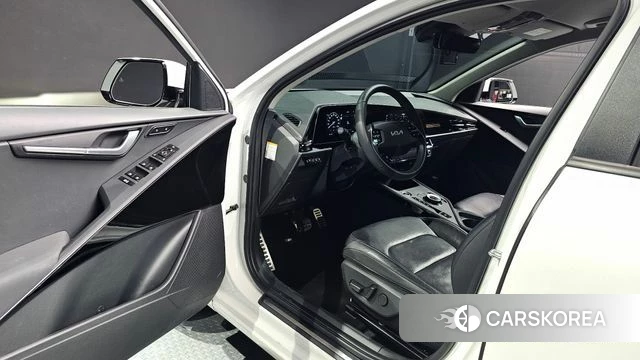 Kia Di Ol Nu Niro 2022 Белый из Кореи, фото 3