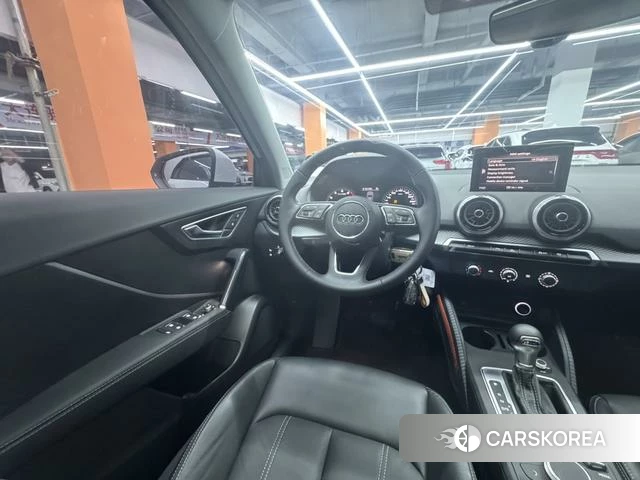 Audi Q2L 2023 Белый из Китая, фото 3