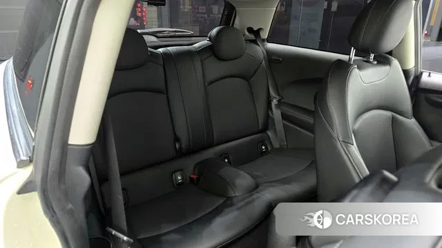 Mini Cooper 2020 Жемчужный цвет из Кореи, фото 3