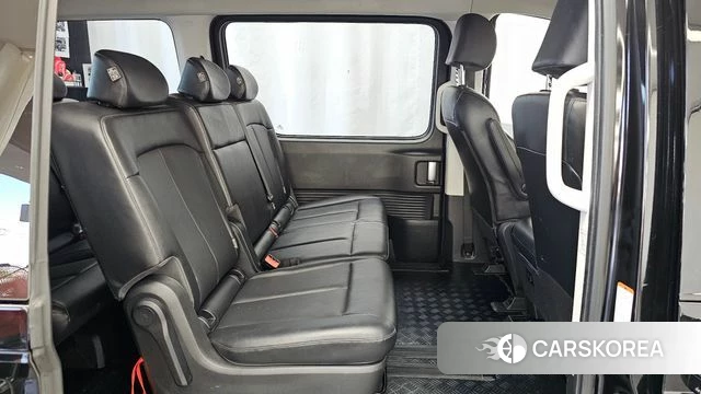 Hyundai Staria 2022 Черный из Кореи, фото 3