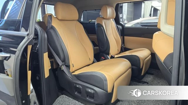 Kia Carnival 4th generation 2023 Черный из Кореи, фото 3