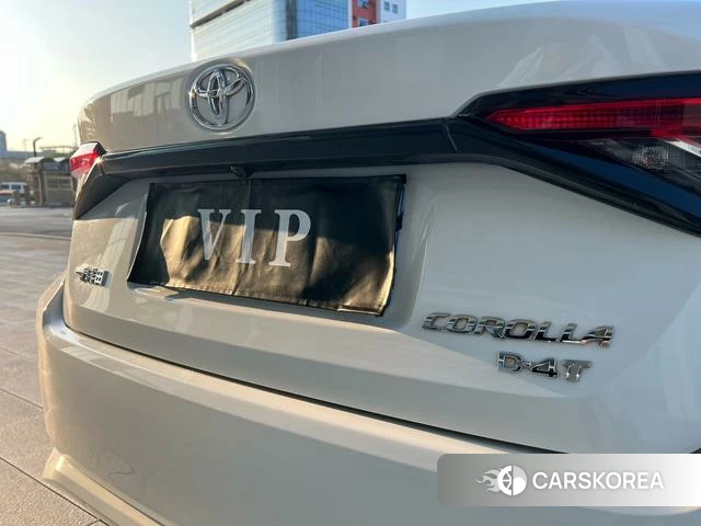 Toyota Corolla 2023 Белый из Китая, фото 3