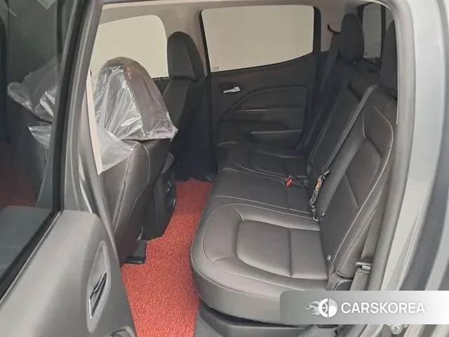 Chevrolet (GM Daewoo) Real New Colorado 2022 Серебристо-серый из Кореи, фото 3