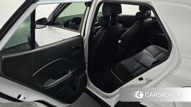 Hyundai Venue 2019 Белый из Кореи, фото 3