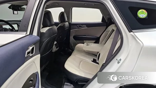 Kia Sportage 5th Generation 2022 Белый из Кореи, фото 3