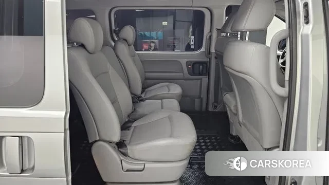 Hyundai The New Grand Starex 2018 Серебряный из Кореи, фото 3