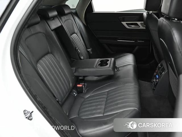 Jaguar XF (X260) 2020 Белый из Кореи, фото 3