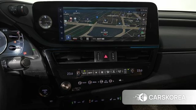 Lexus ES300h 7th generation 2023 Серебристо-серый из Кореи, фото 3